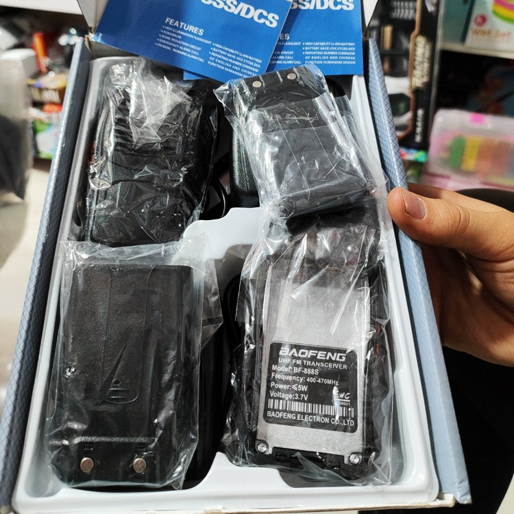 بی سیم واکی تاکی باوفنگ مدل BAOFENG 888s اورجینال دو عددی